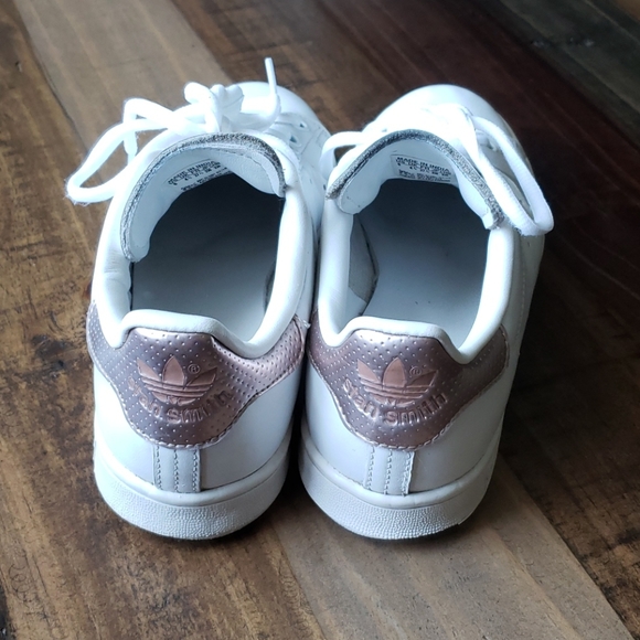 stan smith adidas rose gold